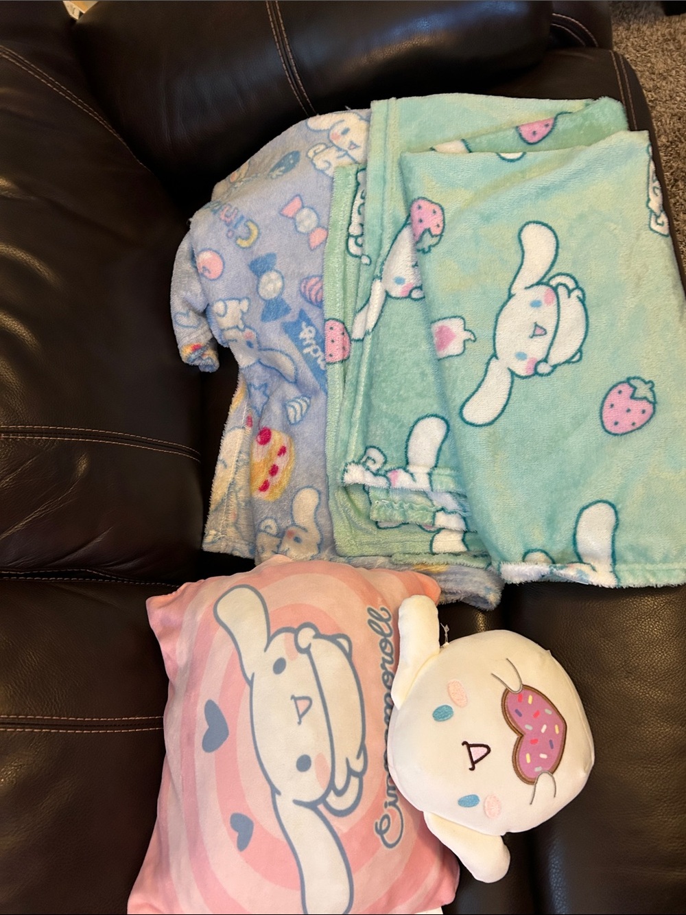 Sanrio Cinnamoroll Kids throw blankets pillow plushies Mint Green & Pastel Pink